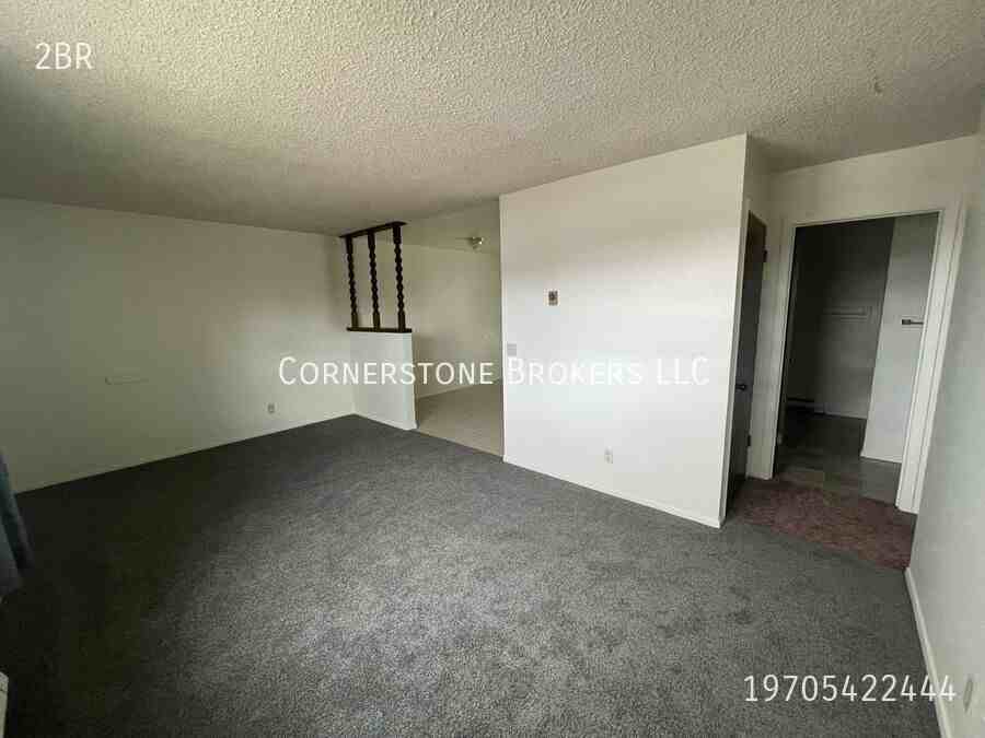 248 Applewood Ct - Photo 3 of 4