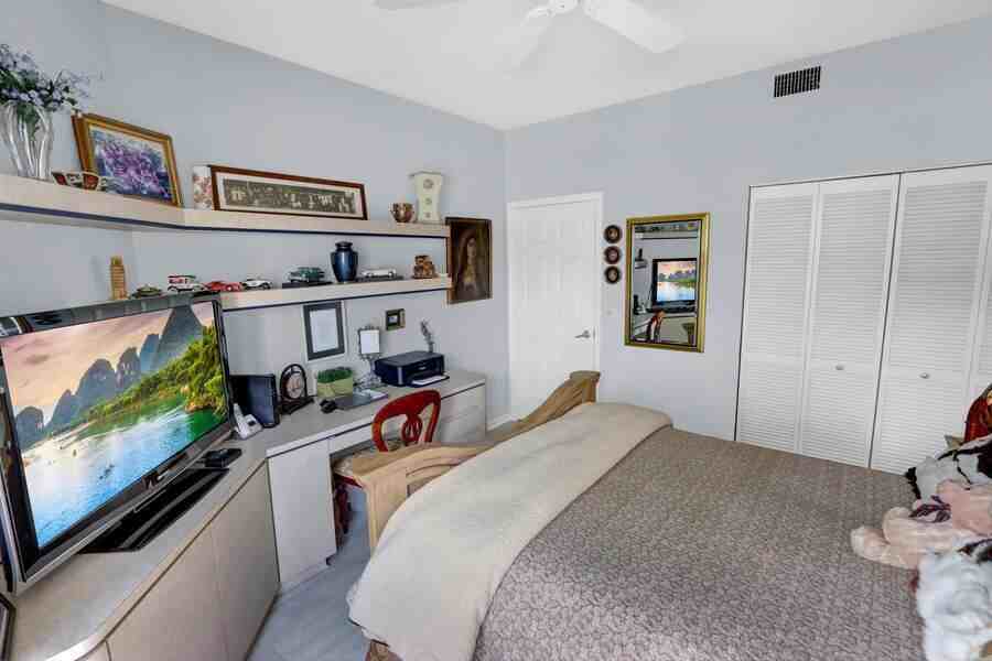 11706 Briarwood Cir #1 - Photo 3 of 25