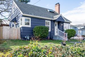 featured image of 5130 N Yale St