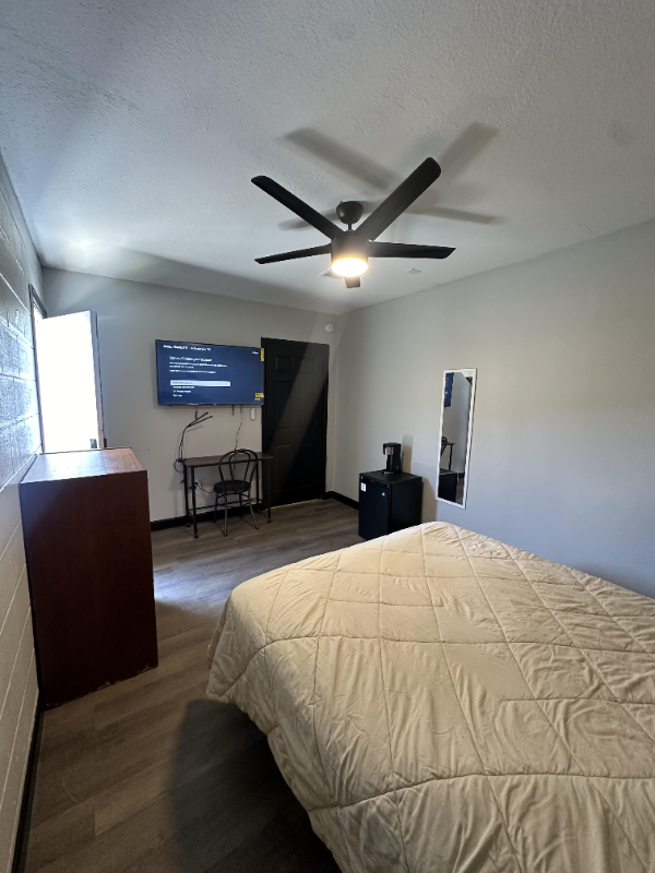 1926 Drum Dr - Photo 7 of 21