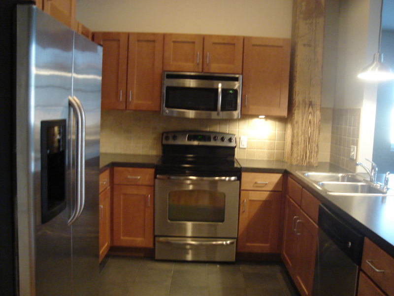 425 N Prince St #201