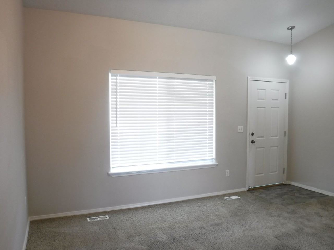 610 E Blue Heron St - Photo 2 of 26