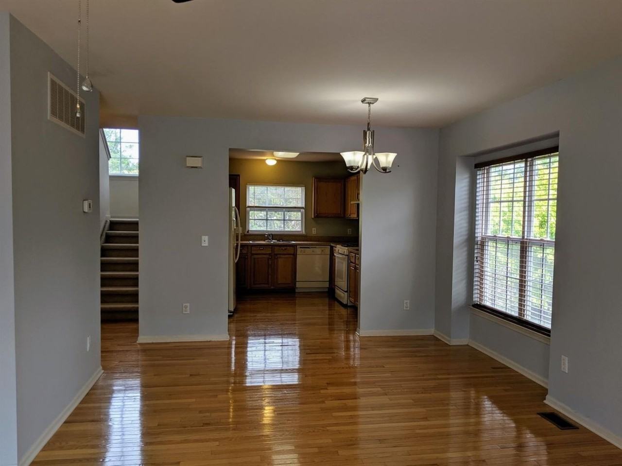 4281 Esplanade Ln - Photo 5 of 11