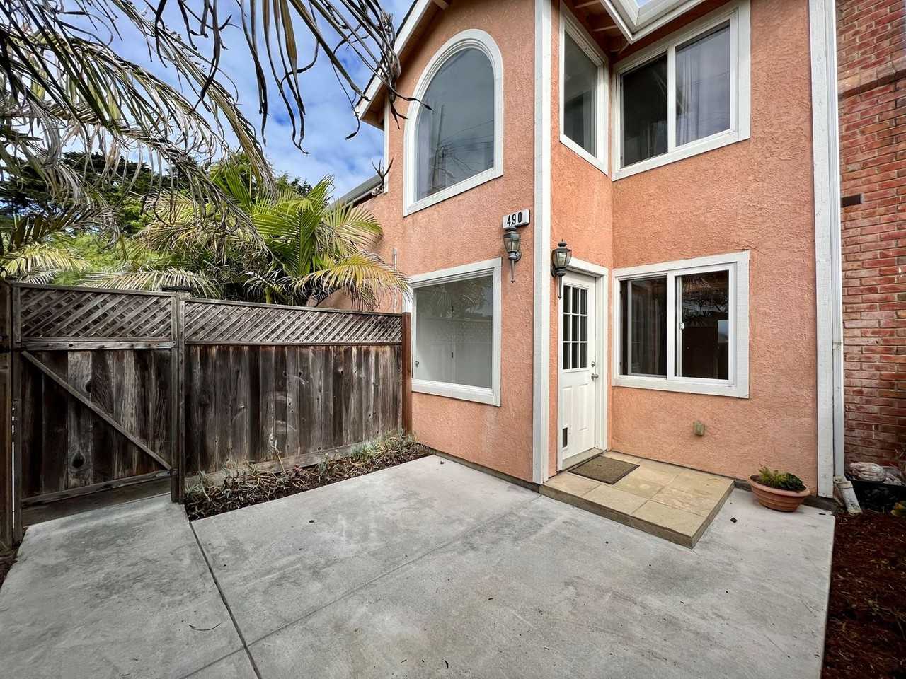 488 Cypress Ave - Photo 2 of 28