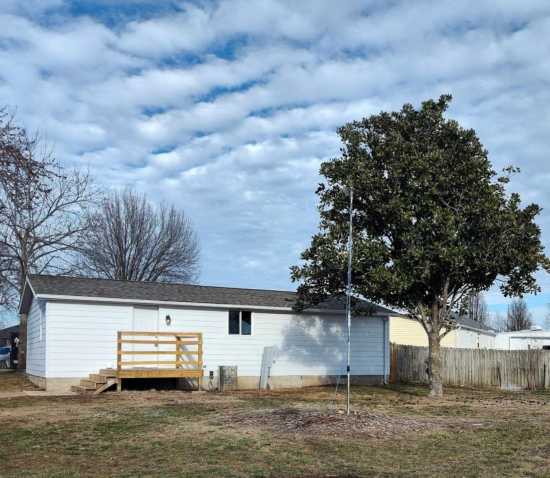 145 Kelli Cir - Photo 2 of 16