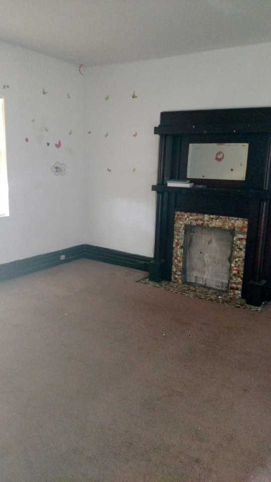 18 Walnut St #18 - Photo 3 of 5