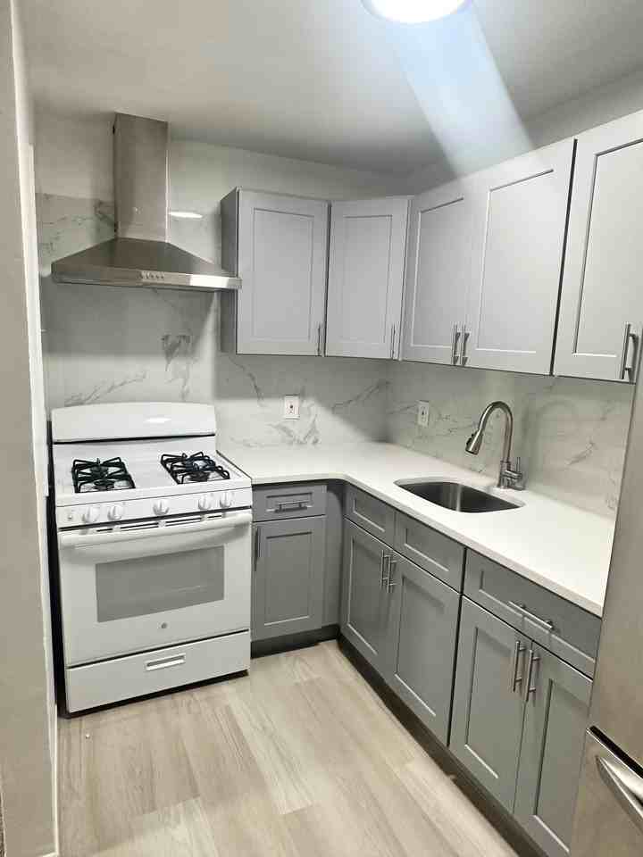 107 White Plains Rd #2 - Photo 2 of 21