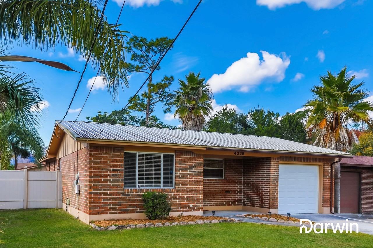 4226 Loys Dr - Photo 3 of 15