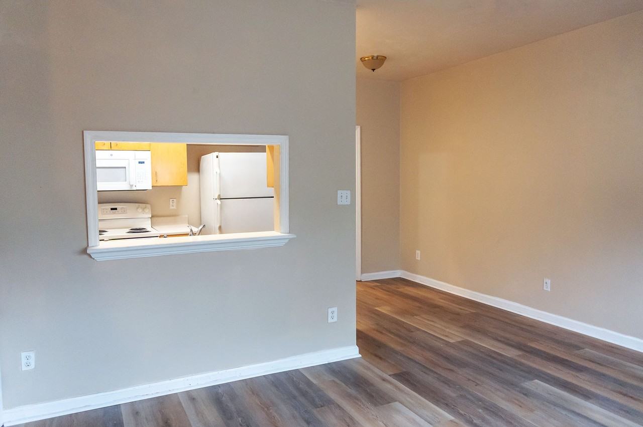 2403 Hartsfield Road #602 - Photo 3 of 15