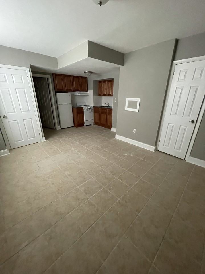 2909 Garrett Road - Photo 5 of 22