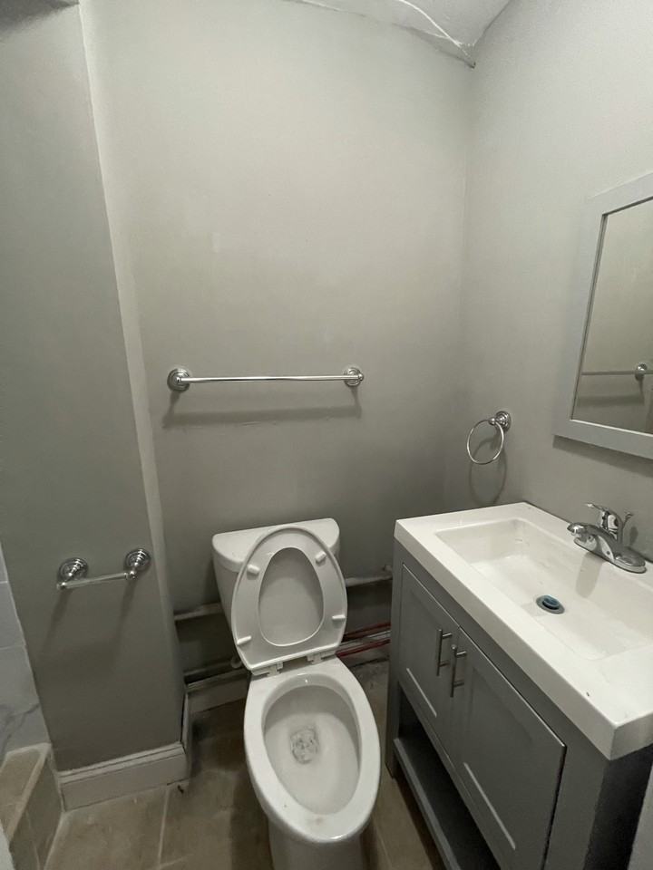 2909 Garrett Road - Photo 6 of 22