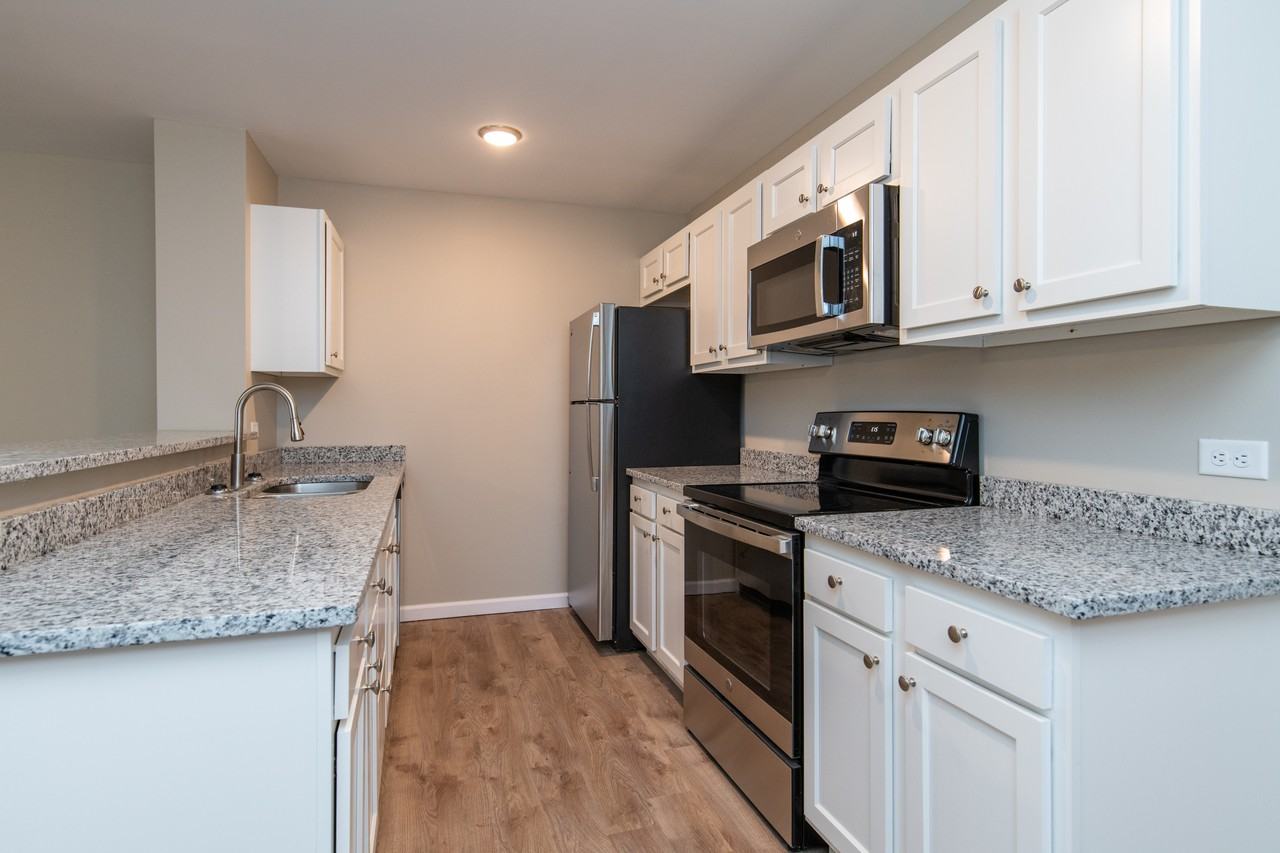 128 Alycia Drive - Photo 4 of 41
