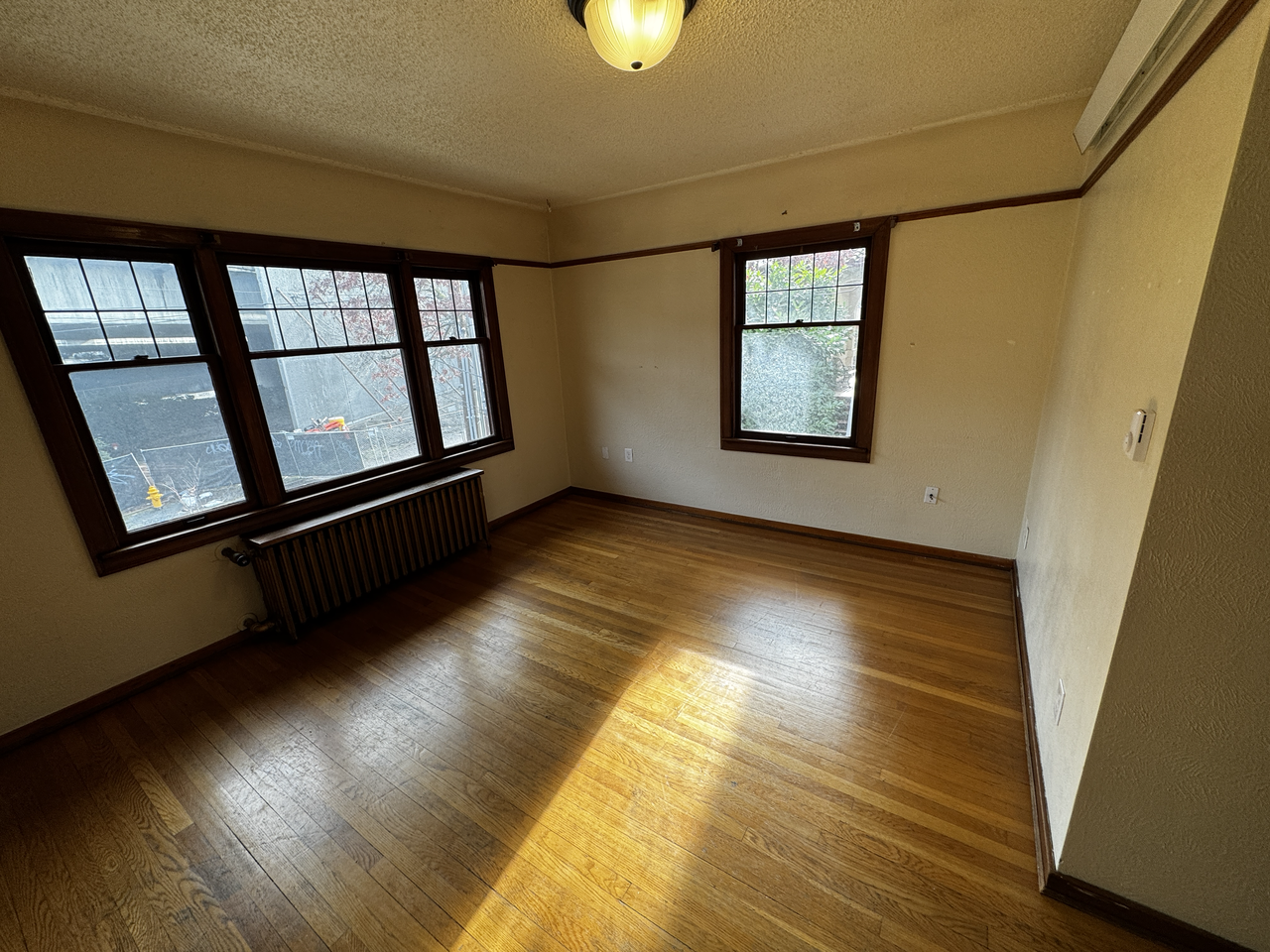 2923 Franklin Avenue East - Photo 5 of 21