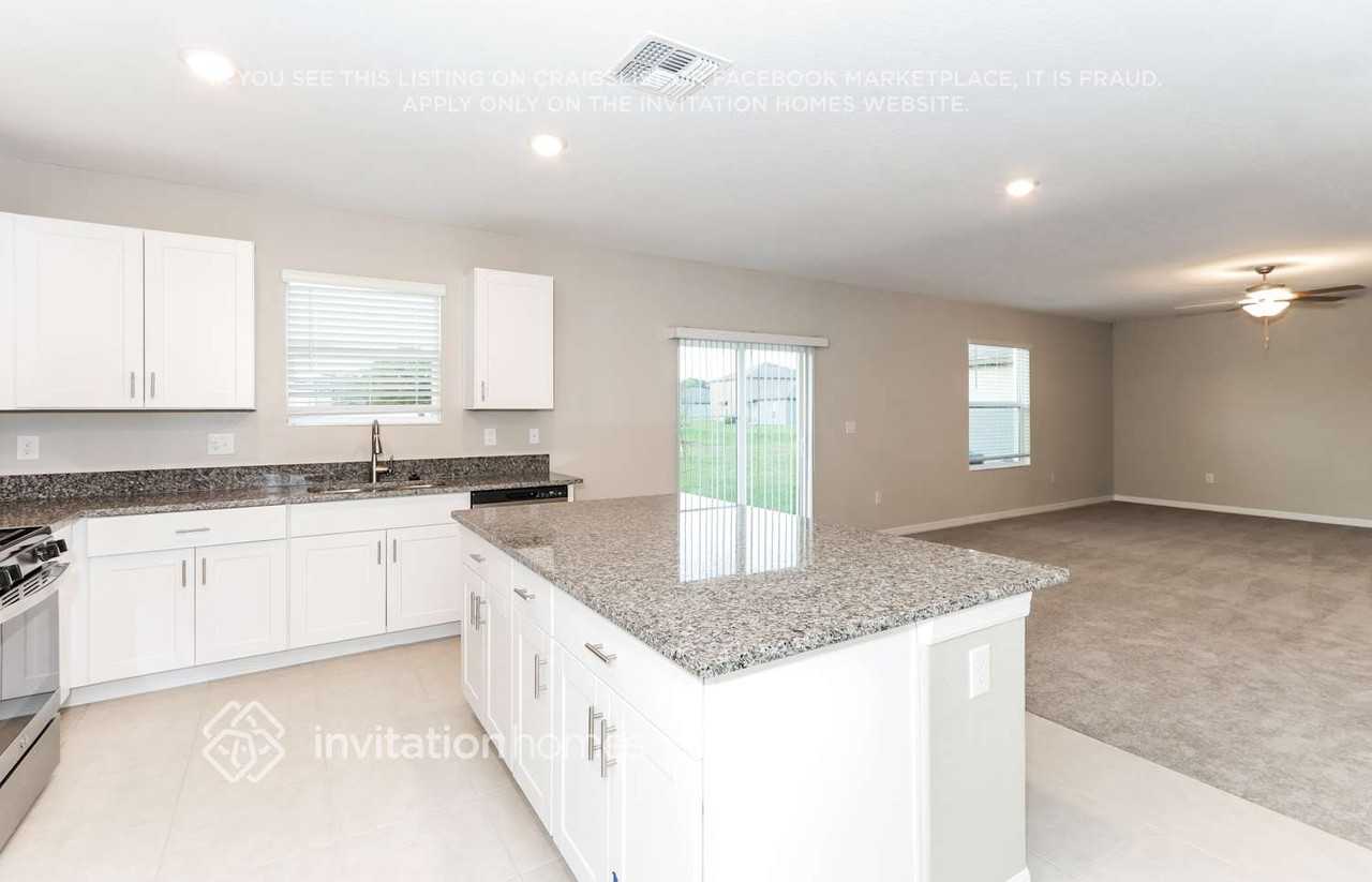 3808 86th St E - Photo 5 of 16