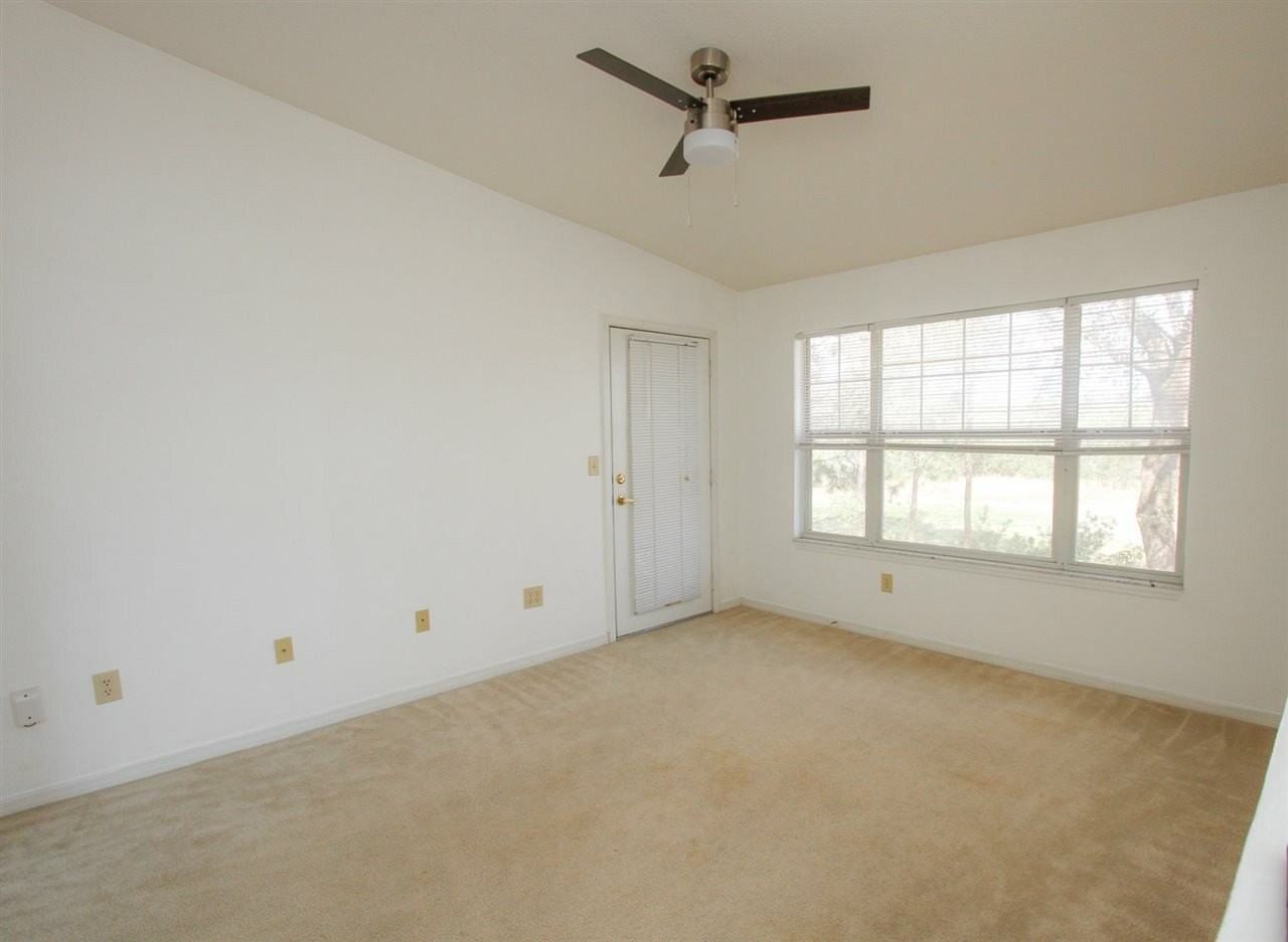 29215 Harbour Vista Circle - Photo 3 of 27