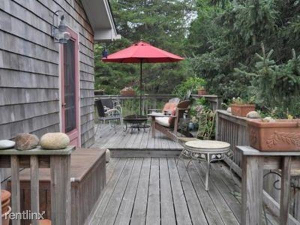 70 Amancio St - Photo 3 of 16