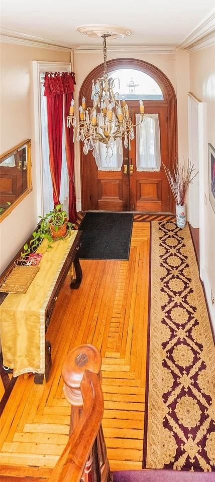 266 Grand St - Photo 5 of 30