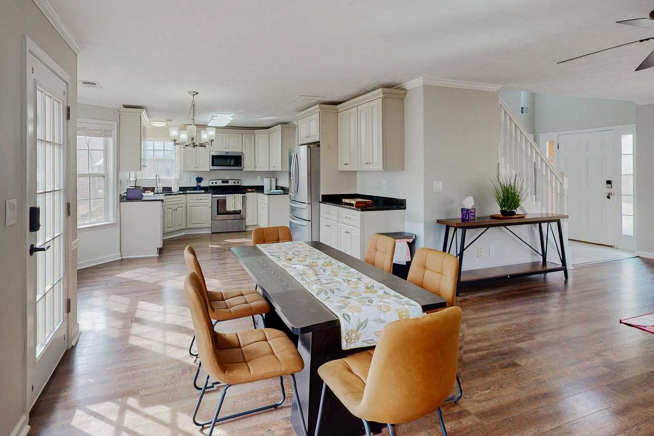 Fawn Valley Dr - Photo 3 of 24