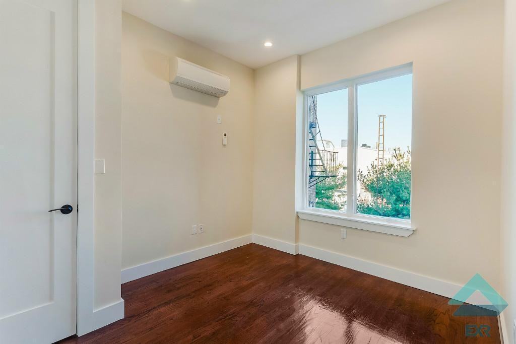 185 Freeman St #3A - Photo 3 of 7