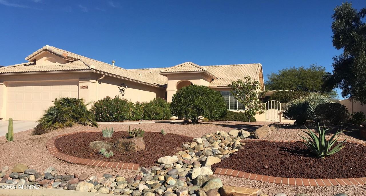 65558 East Rose Ridge Drive - Photo 3 of 10