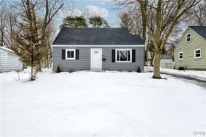 featured image of 29 Wyncrest Dr