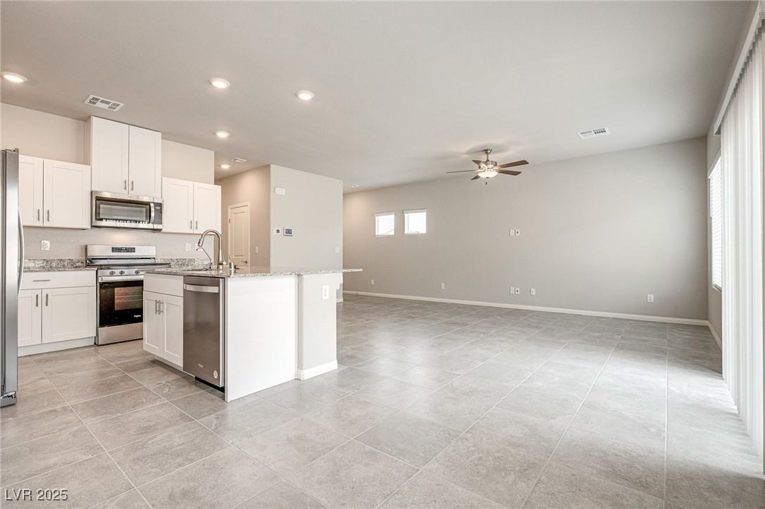 7470 Dragonfruit Ave - Photo 5 of 13