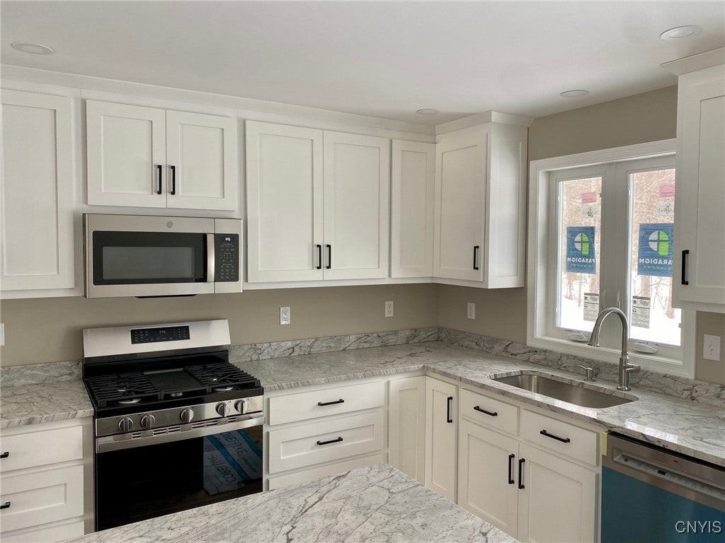 6635 Fox Rd - Photo 2 of 19