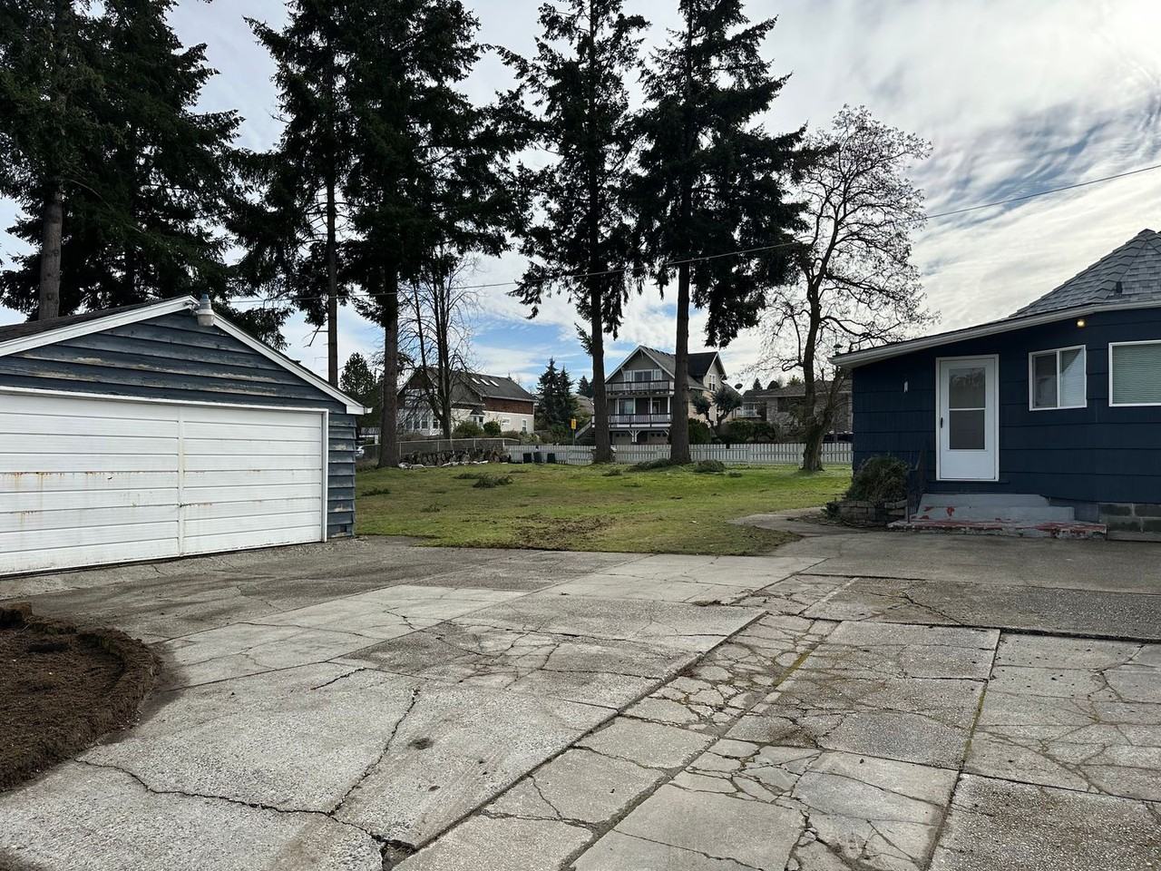 5011 N Winnifred St - Photo 3 of 25