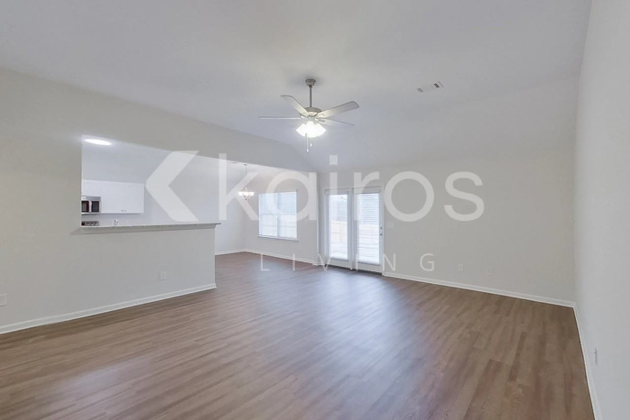 1870 Bridge Creek Rd - Photo 2 of 20
