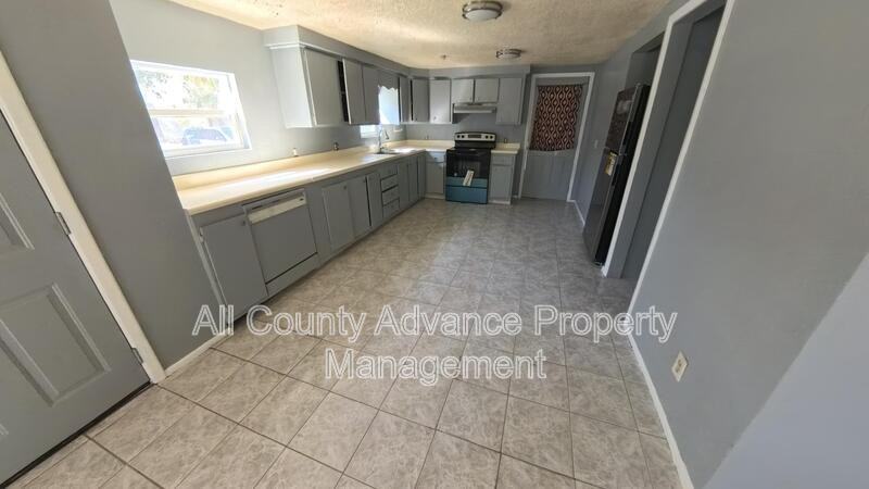 1515 S Prospect Ave - Photo 4 of 11