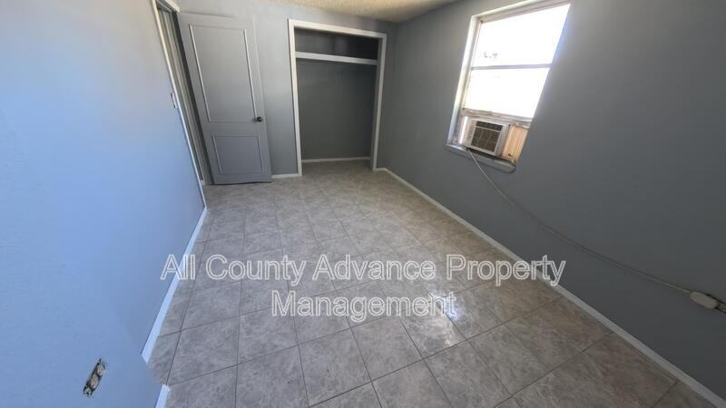 1515 S Prospect Ave - Photo 6 of 11