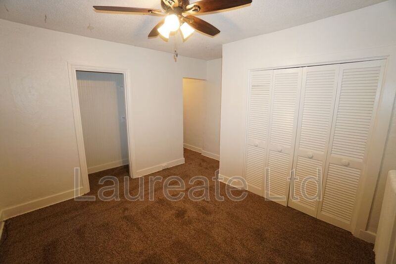 809 N Ogden St - Photo 6 of 9