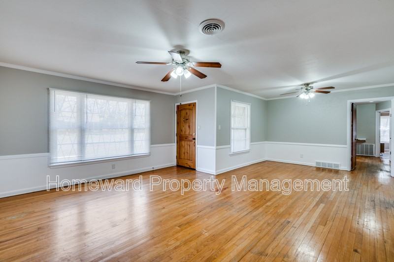2841 Scruggs Park Dr - Photo 3 of 13