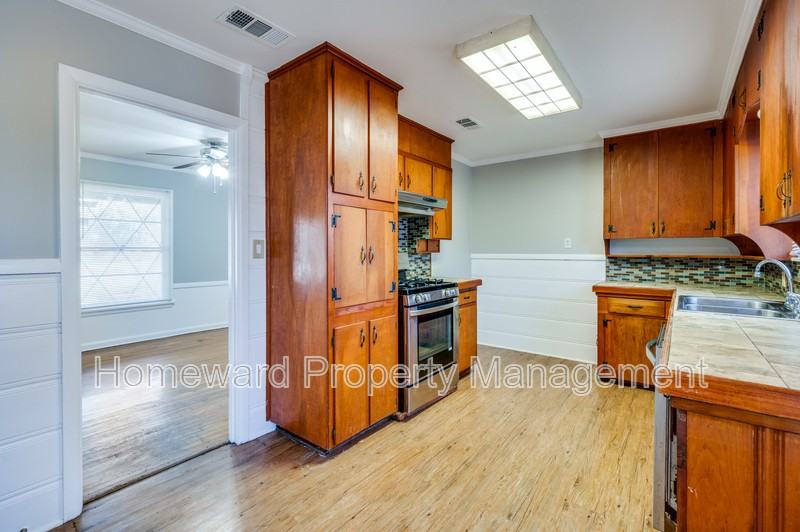 2841 Scruggs Park Dr - Photo 6 of 13