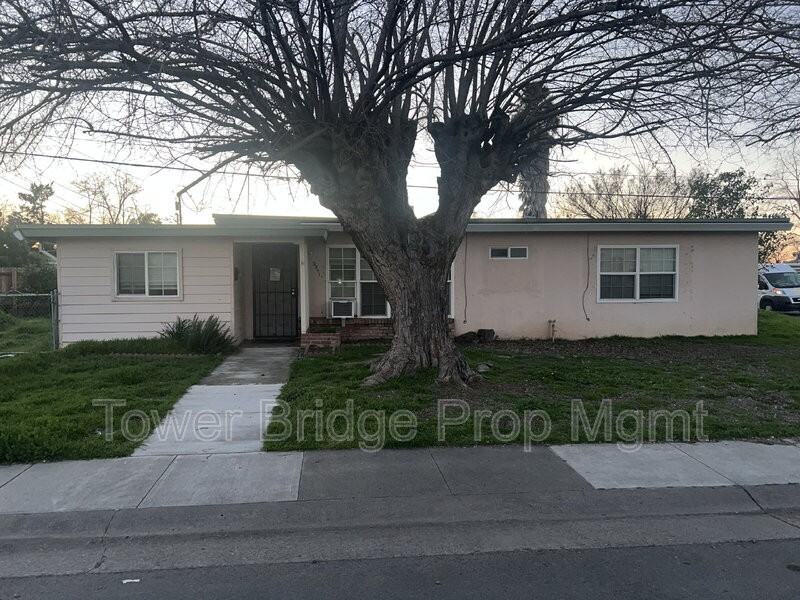 2841 Taft St - Photo 2 of 16