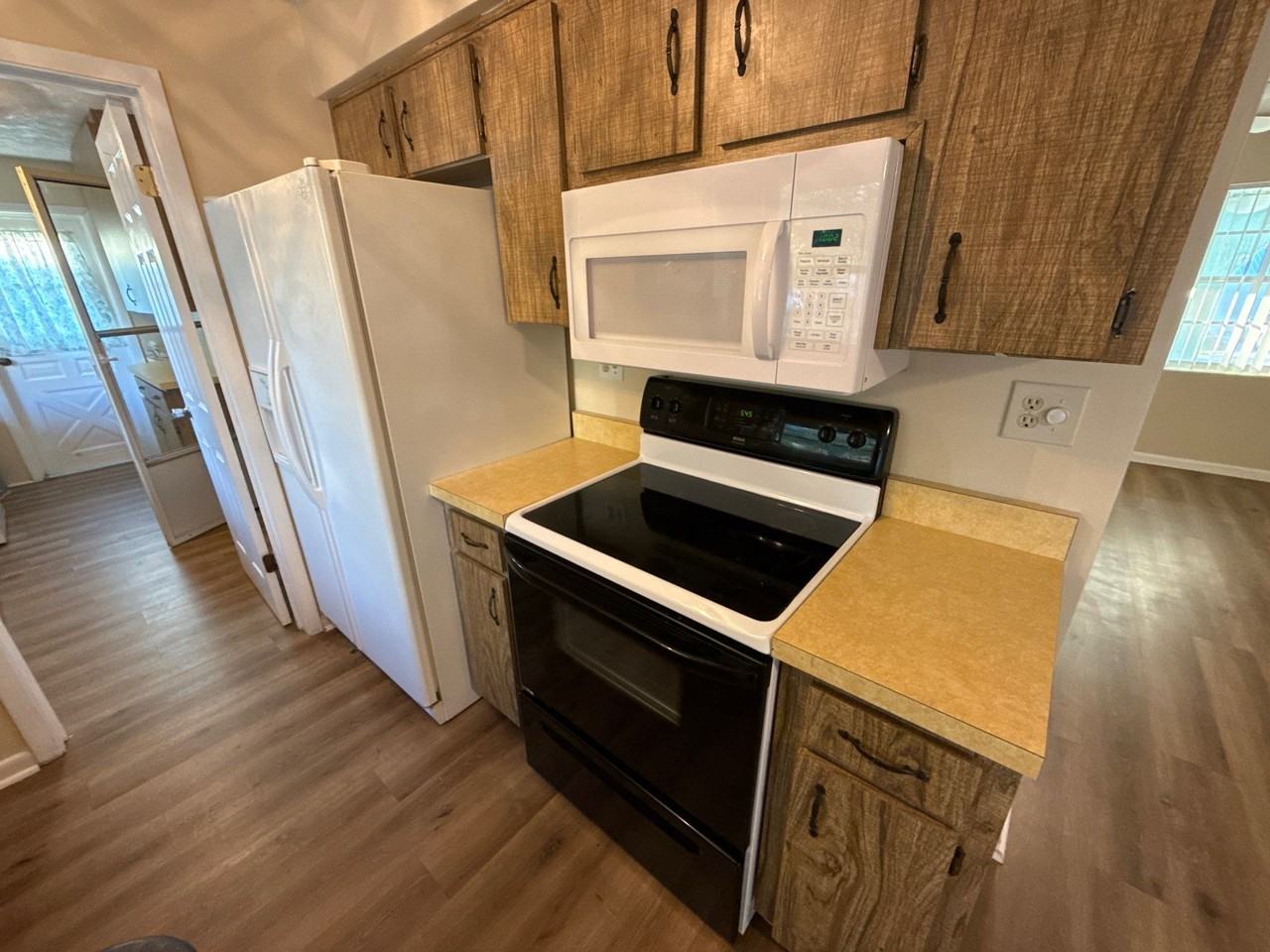 219 S Jefferson St - Photo 5 of 22