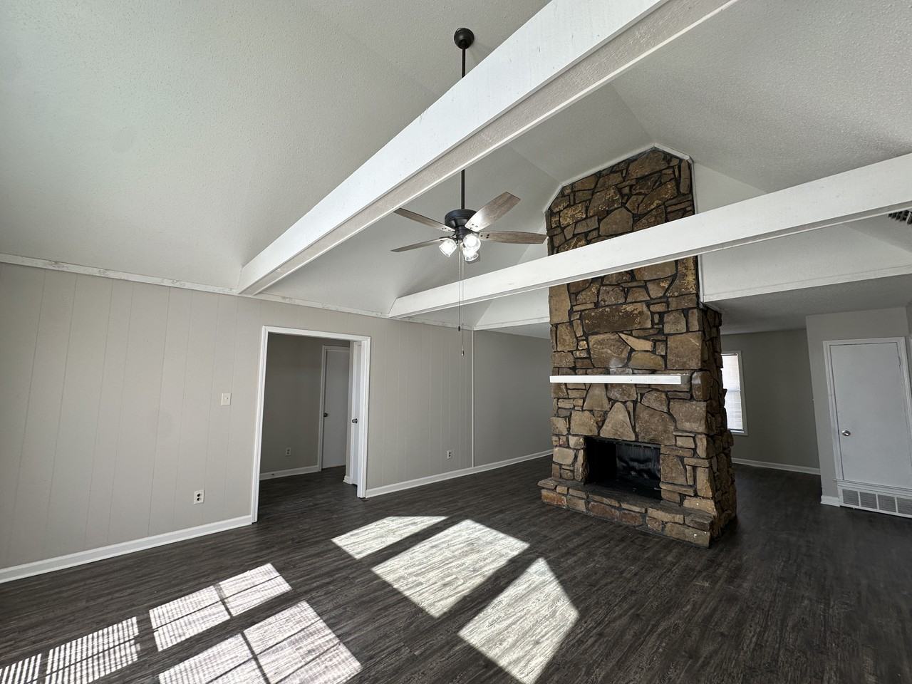 5694 Elmore Rd - Photo 3 of 18