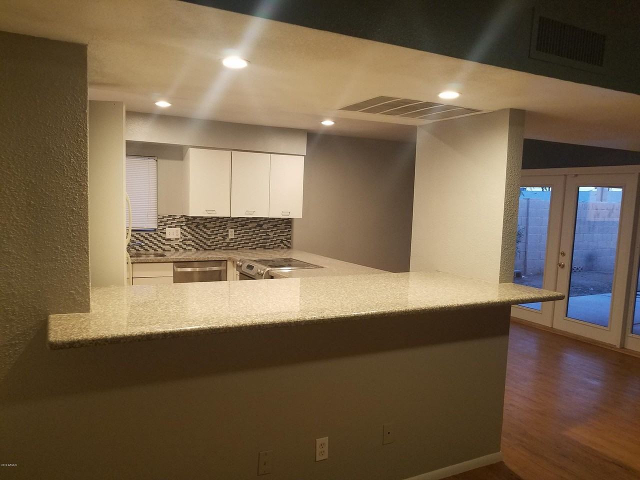 11110 N 82nd Ln - Photo 3 of 19