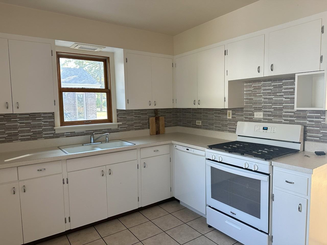 435 W Alexander Blvd #NA - Photo 2 of 19