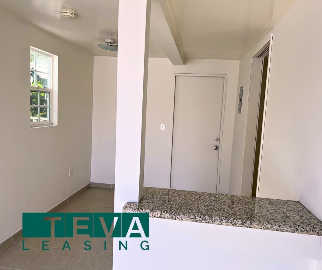 20414 Kenwood Ave #2 - Photo 3 of 13