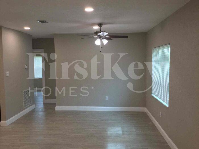 14015 Madison St - Photo 2 of 16