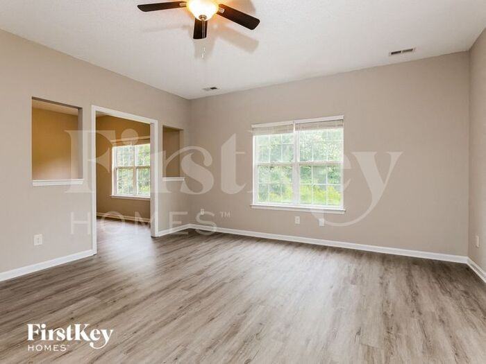 8319 Knapp Ct - Photo 3 of 15