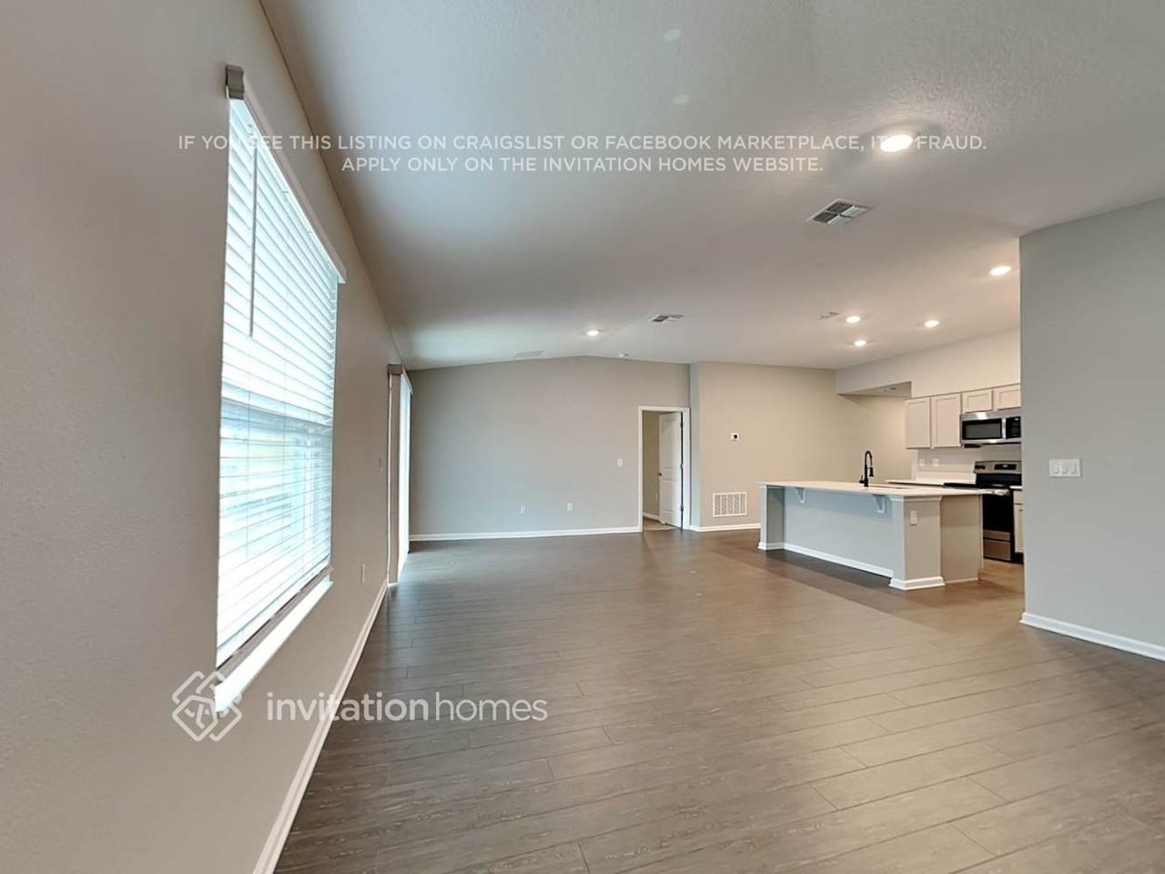 948 Caitlin Loop - Photo 4 of 26
