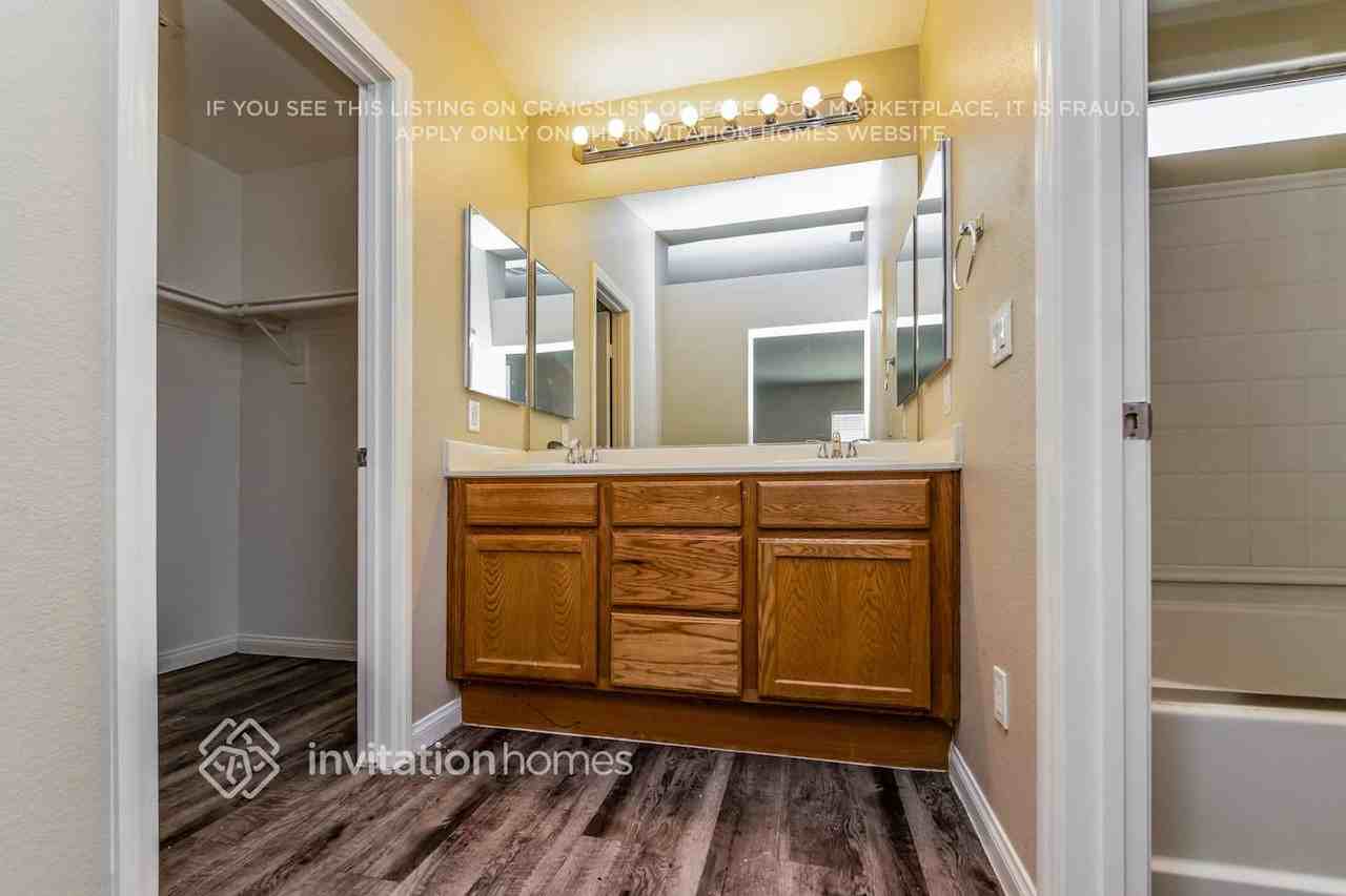 6545 Butterfly Sky St - Photo 6 of 14