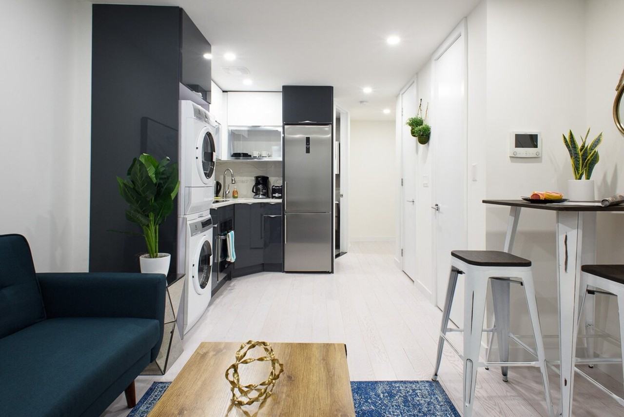 244 E 75th St #1021987P - Photo 7 of 25