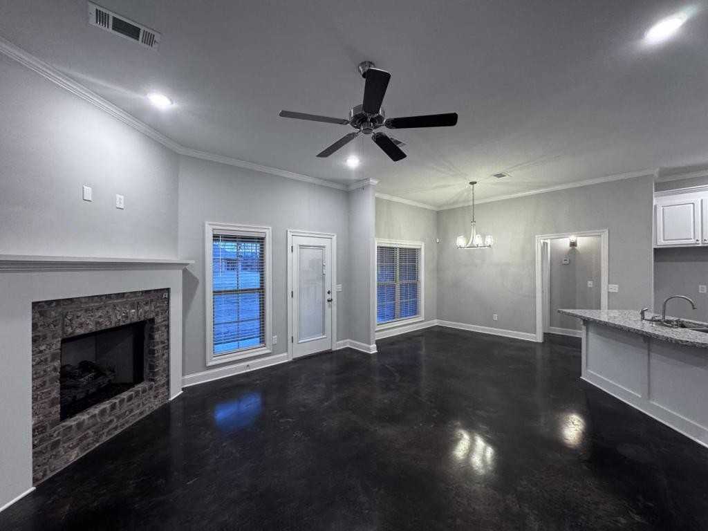 235 Chartleigh Cir - Photo 7 of 24