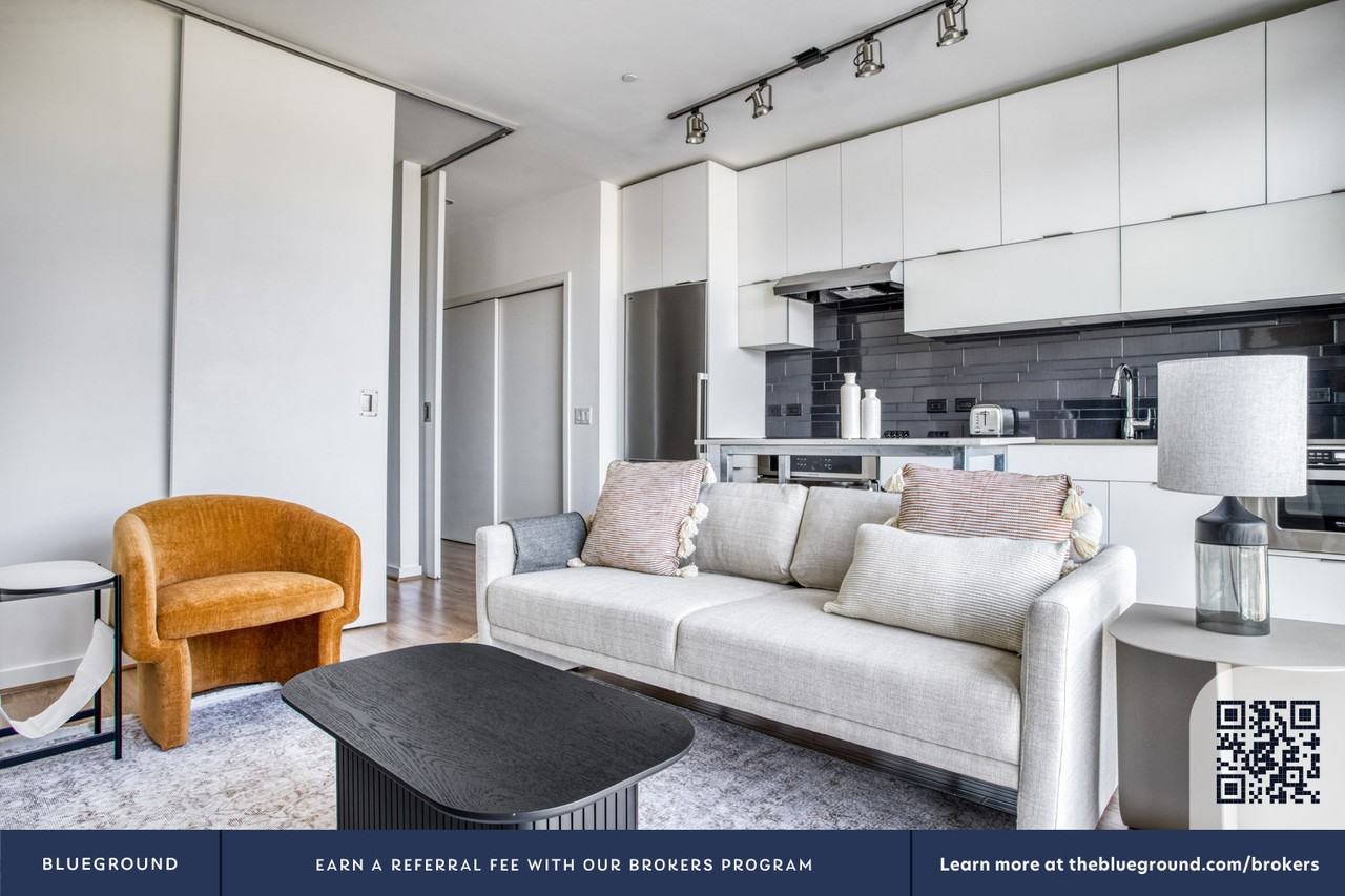 1924 8th Street Northwest - Photo 5 of 34