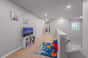 featured image of 5552 Misty Oak Cir