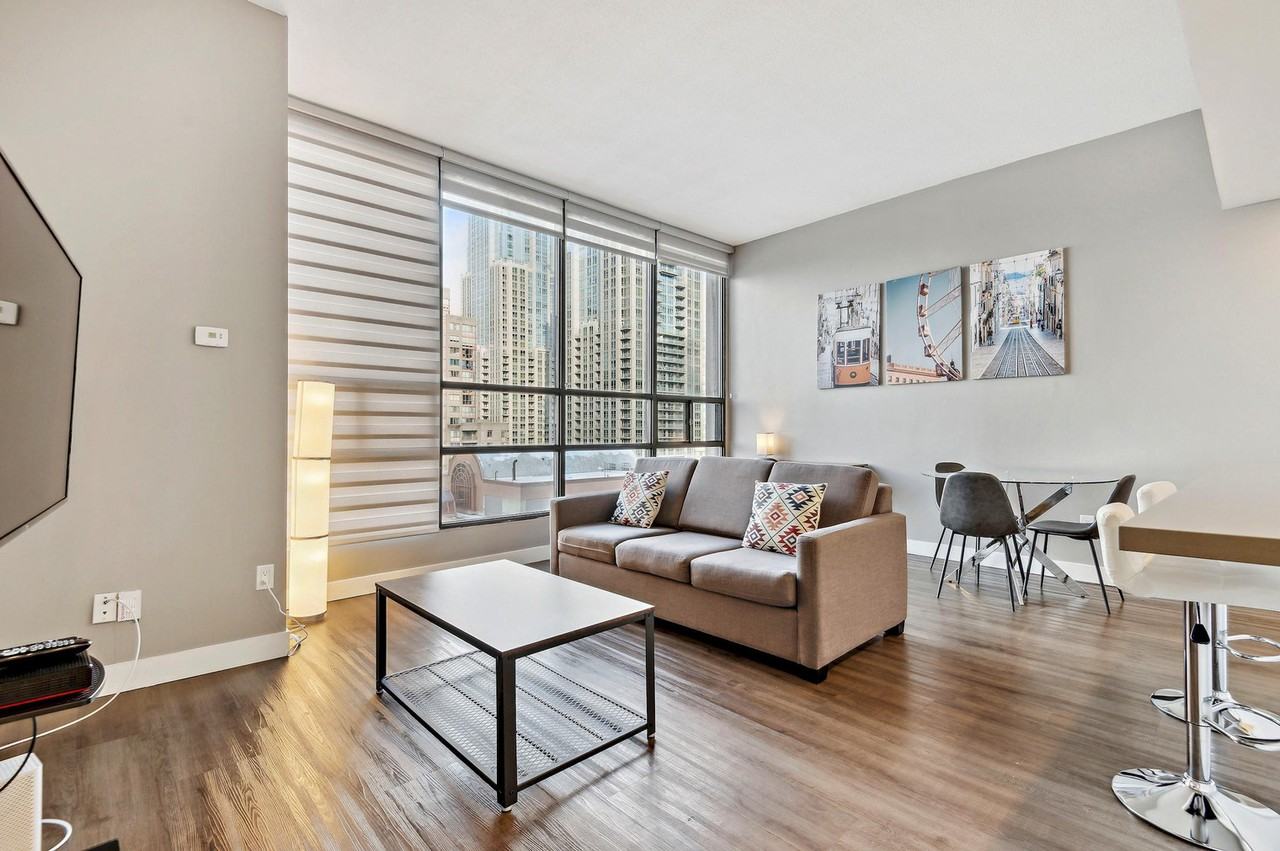 78 Gerrard Street West - Photo 2 of 30