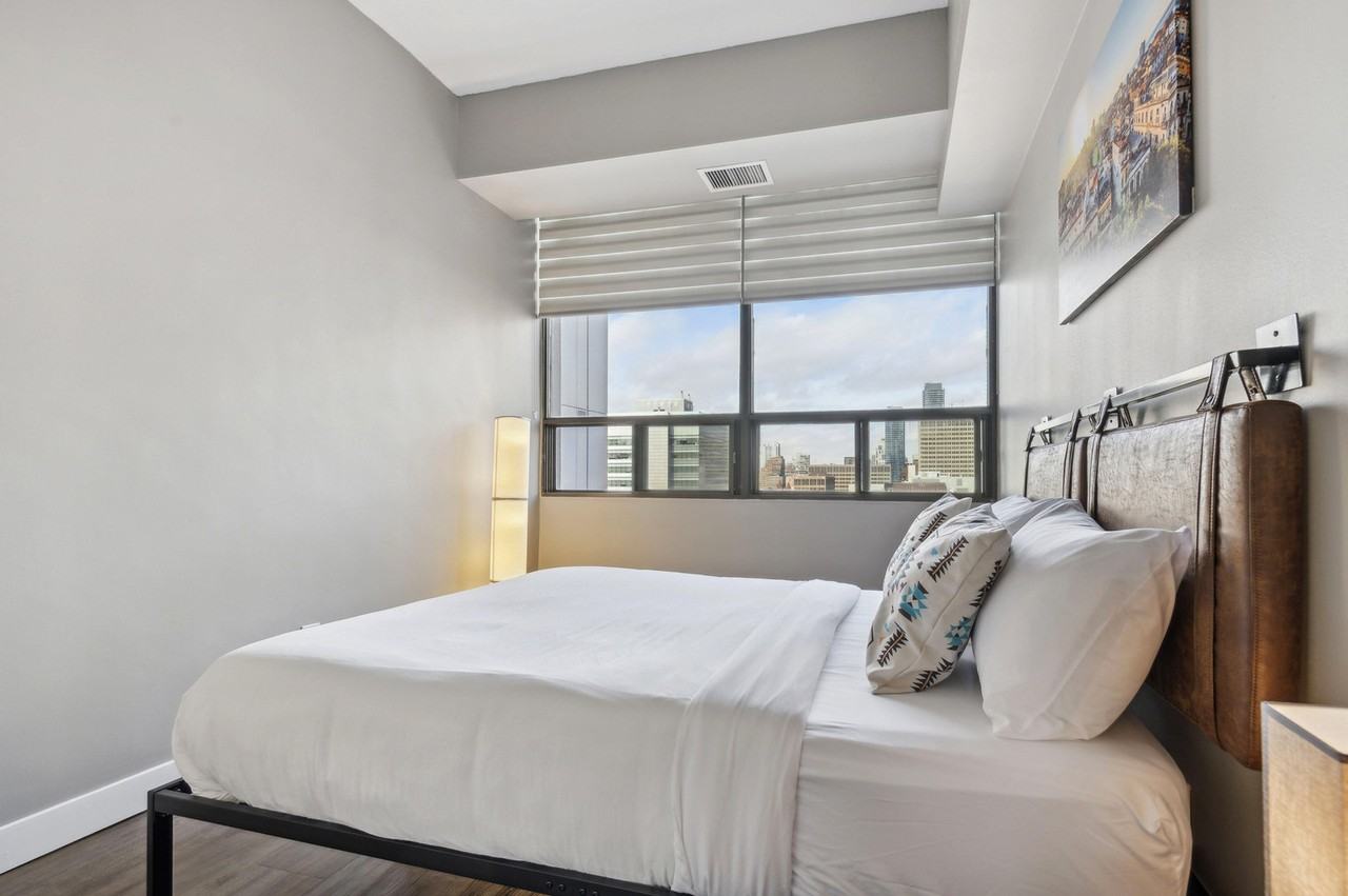 78 Gerrard Street West - Photo 7 of 20